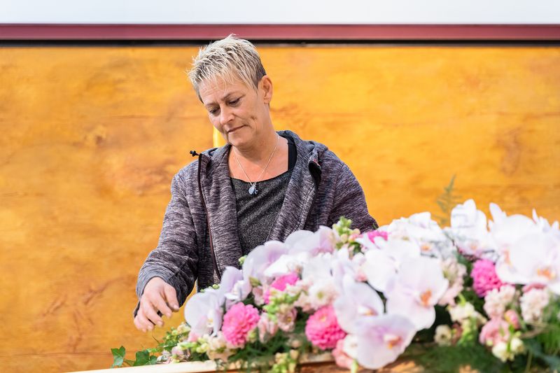 Sargschmuck und Floristik – Bestattungen Dabringhaus im Thanatorium